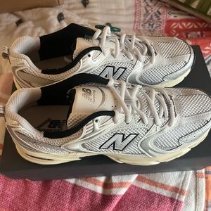 New Balance 530 Silver Cream BRAND NEW